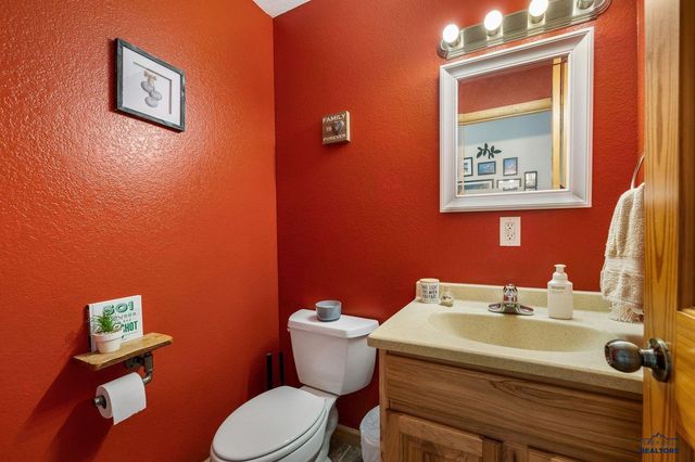 429 DONNA ST, Hermosa, SD 57744