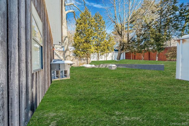 74 Hempstead Drive, Sound Beach, NY 11789