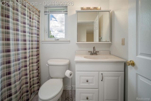 22533 Winfield Road, Novi, MI 48375