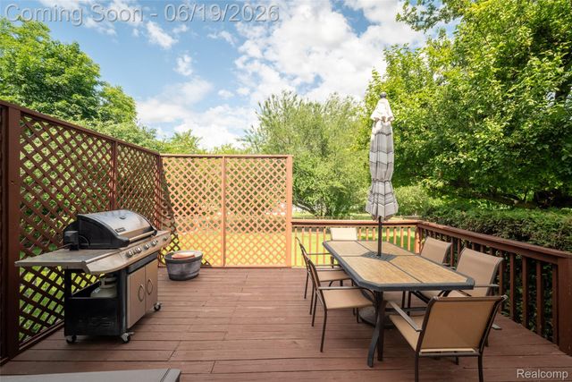 22533 Winfield Road, Novi, MI 48375