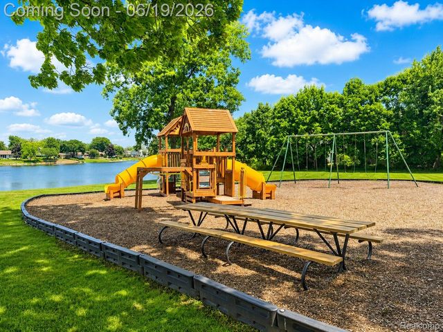 22533 Winfield Road, Novi, MI 48375
