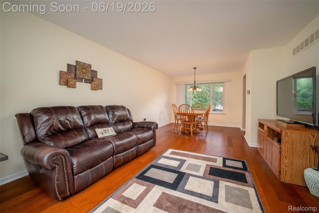 22533 Winfield Road, Novi, MI 48375