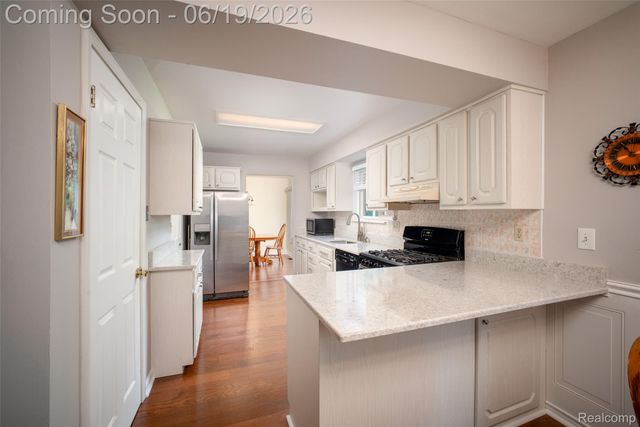 22533 Winfield Road, Novi, MI 48375