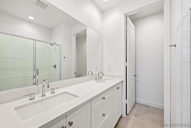 2217 Brix Gln, Escondido, CA 92025