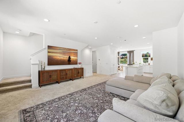 2217 Brix Gln, Escondido, CA 92025