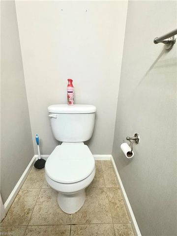 3210 Duke Of Glouchester DR, Suffolk, VA 23434