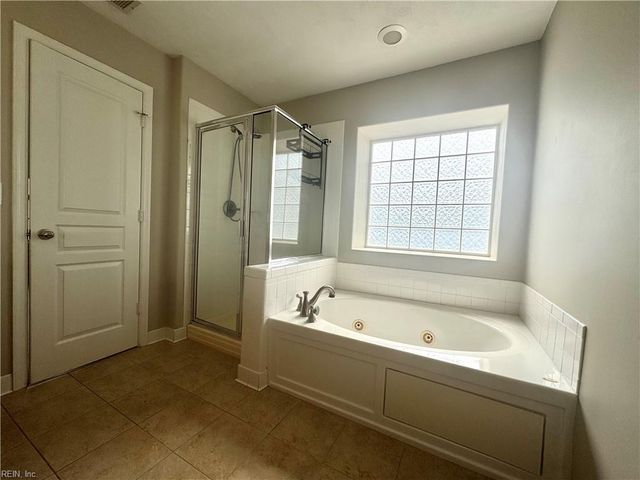 3210 Duke Of Glouchester DR, Suffolk, VA 23434
