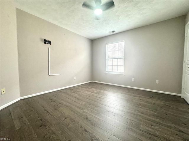 3210 Duke Of Glouchester DR, Suffolk, VA 23434