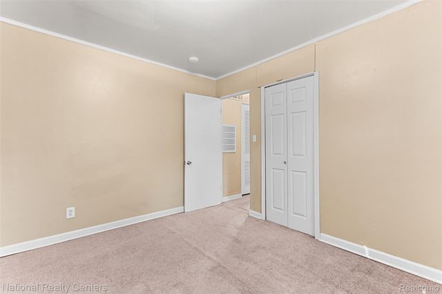 10111 Corning Street, Oak Park, MI 48237