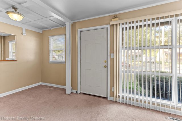 10111 Corning Street, Oak Park, MI 48237