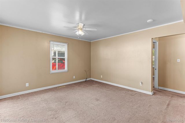 10111 Corning Street, Oak Park, MI 48237