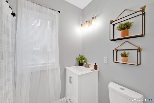 142-144 Madison Street, Hartford, CT 06106