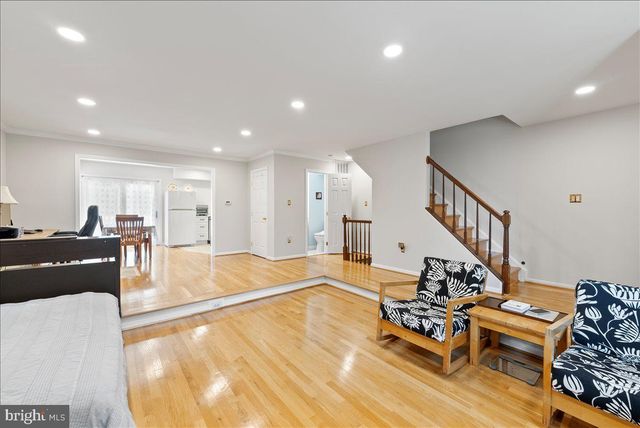 9348 PETER ROY CT, Burke, VA 22015