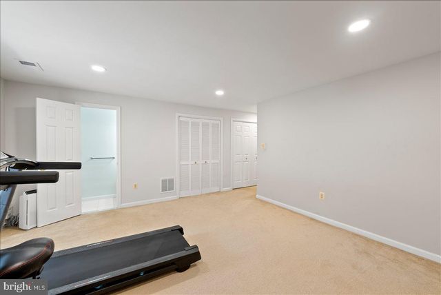 9348 PETER ROY CT, Burke, VA 22015