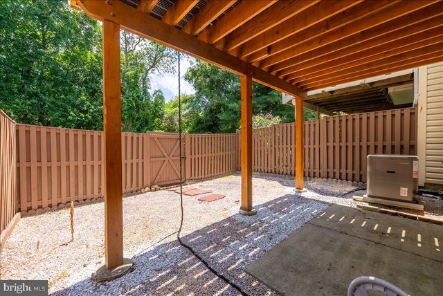 9348 PETER ROY CT, Burke, VA 22015