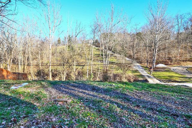 3910 9 Mile Road, Melbourne, KY 41059