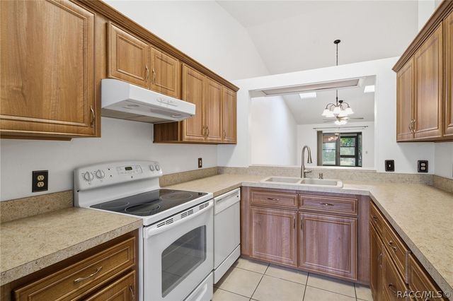 709 Whispering Pines Boulevard, Inverness, FL 34453