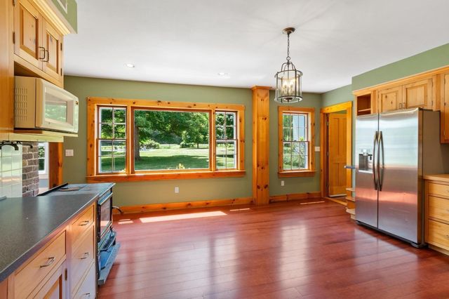 57 Old Mill Rd, Harvard, MA 01451