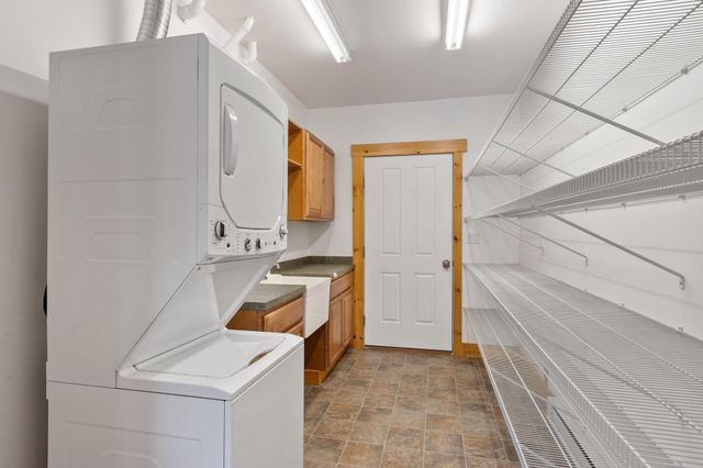 57 Old Mill Rd, Harvard, MA 01451