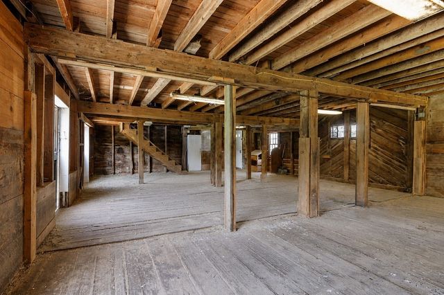 57 Old Mill Rd, Harvard, MA 01451