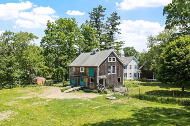 57 Old Mill Rd, Harvard, MA 01451