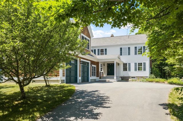 57 Old Mill Rd, Harvard, MA 01451
