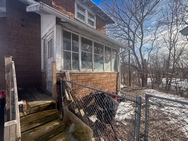 209 Walnut Street, Marshall, MN 56258