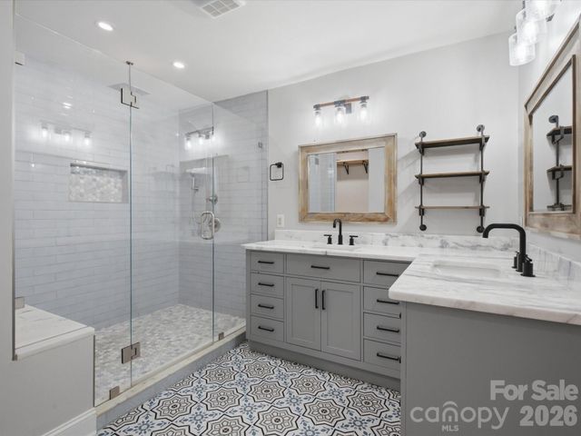 3004 Dodsworth Drive, Cramerton, NC 28032
