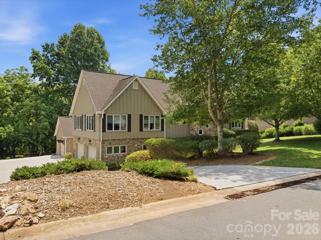 3004 Dodsworth Drive, Cramerton, NC 28032