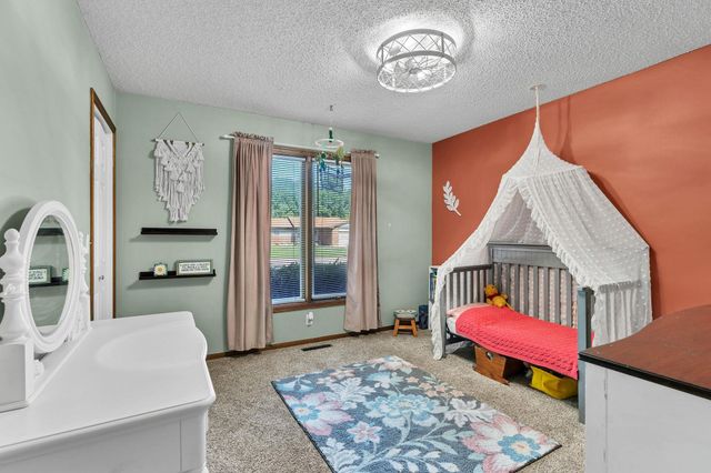 1304 N Denmark St, Wichita, KS 67212