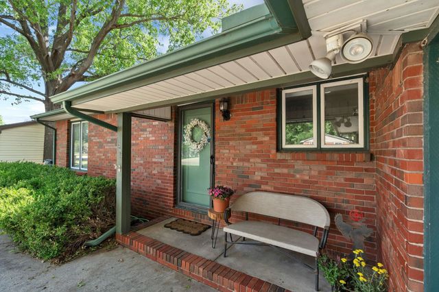 1304 N Denmark St, Wichita, KS 67212