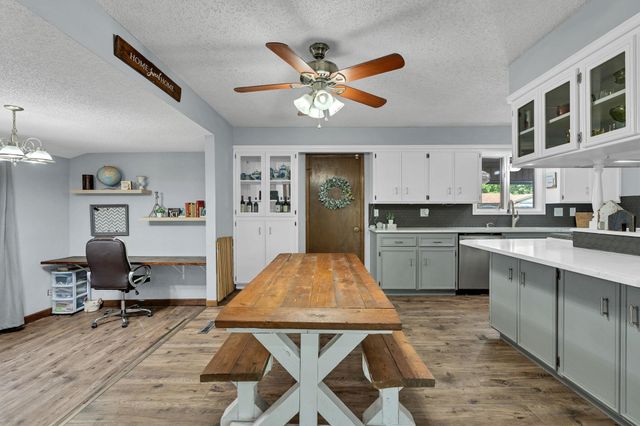 1304 N Denmark St, Wichita, KS 67212