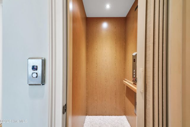 327 N Shore Drive, Holly Ridge, NC 28445