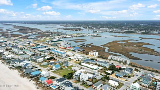 327 N Shore Drive, Holly Ridge, NC 28445