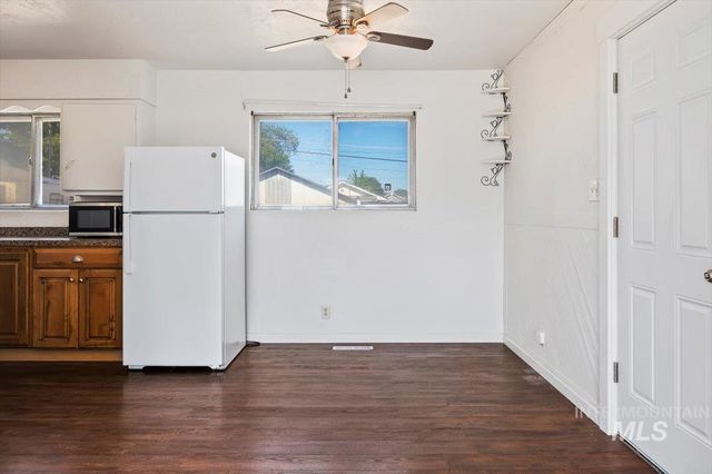 319 Tyler St, Twin Falls, ID 83301