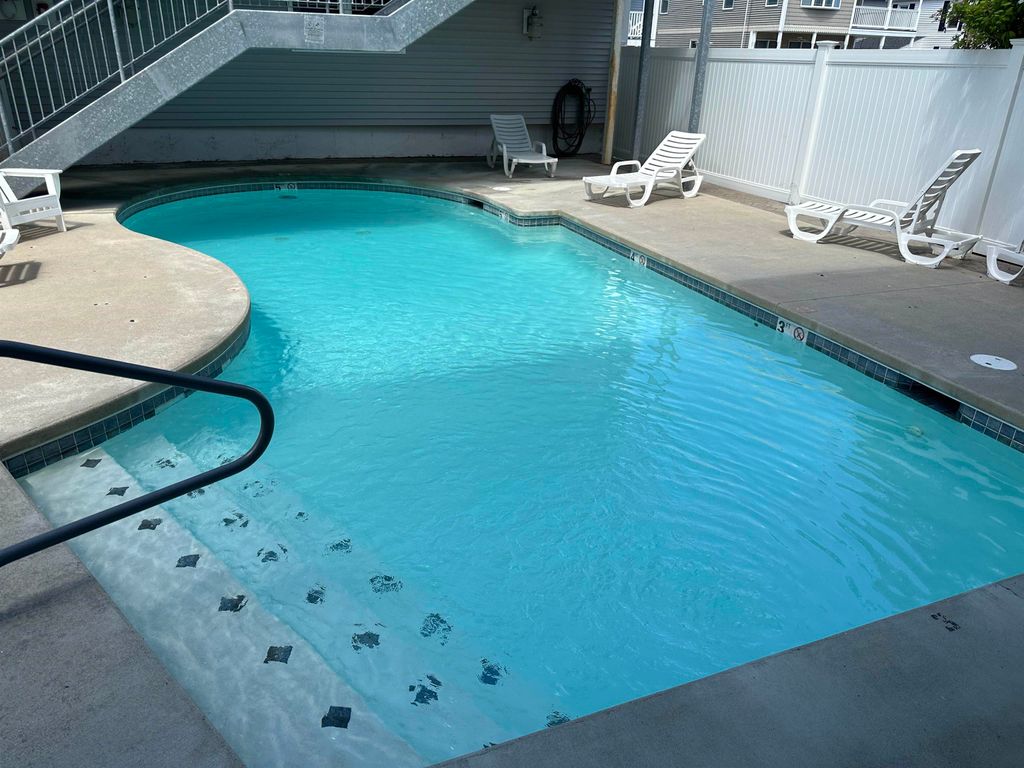 Image 1 of property listing at 18 Ocean Boulevard # 9, Hampton, NH 03842