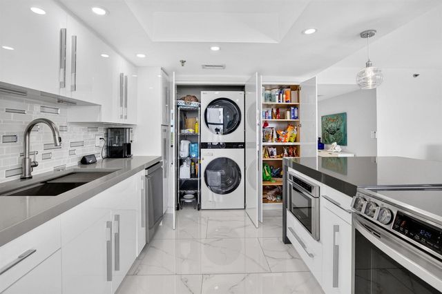 3115 S Ocean Boulevard 502, Highland Beach, FL 33487