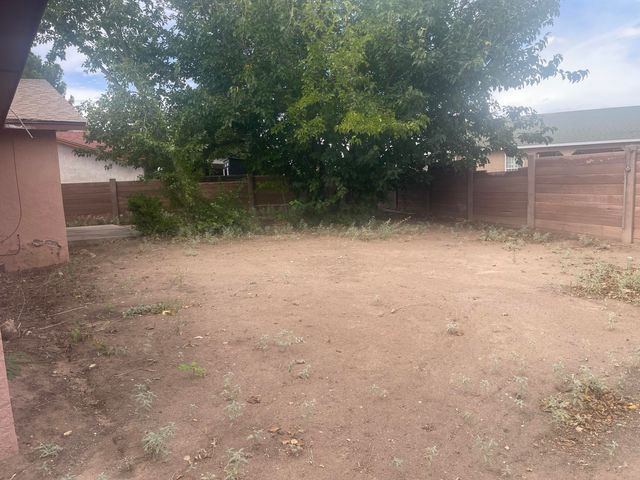 2715 Bryan Court SW, Albuquerque, NM 87105