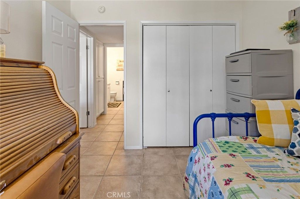 Image 21 of property listing at 19222 Cottonwood Drive, Apple Valley, CA 92308