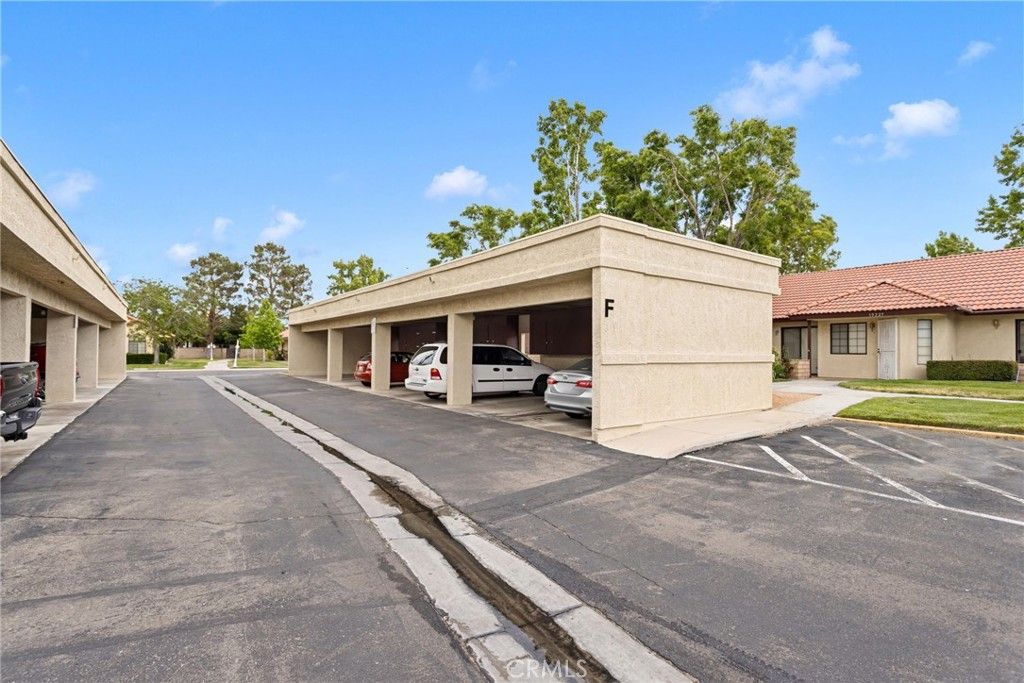 Image 30 of property listing at 19222 Cottonwood Drive, Apple Valley, CA 92308