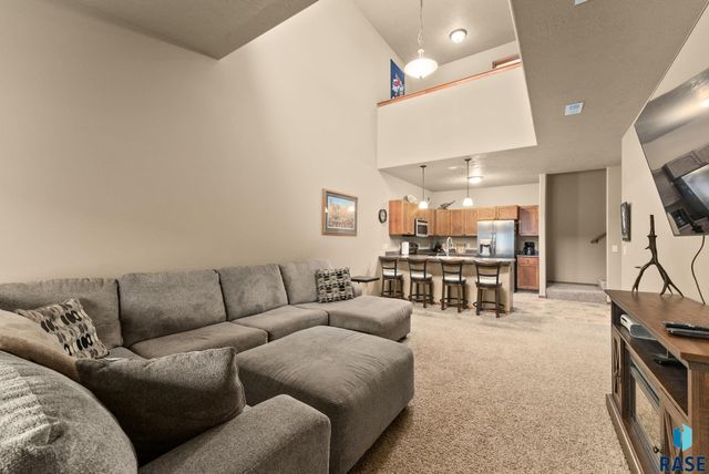 5400 S Cobblestone Pl Place 7, Sioux Falls, SD 57108