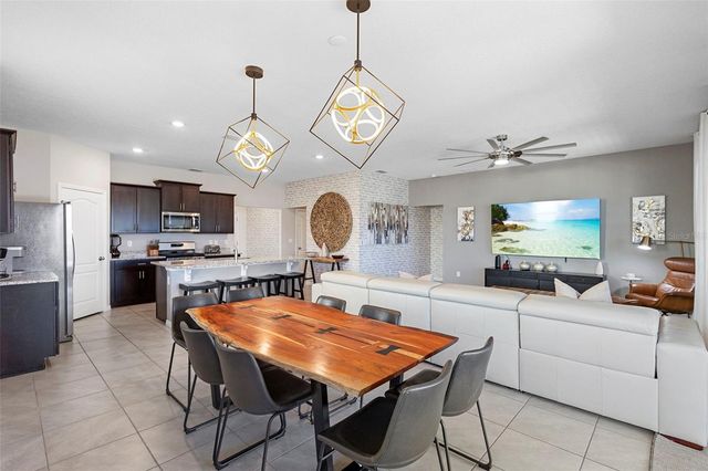 7592 OAKMOSS LOOP, Davenport, FL 33837