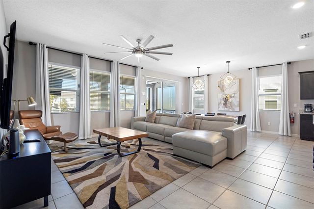 7592 OAKMOSS LOOP, Davenport, FL 33837