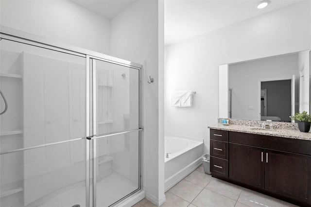 7592 OAKMOSS LOOP, Davenport, FL 33837