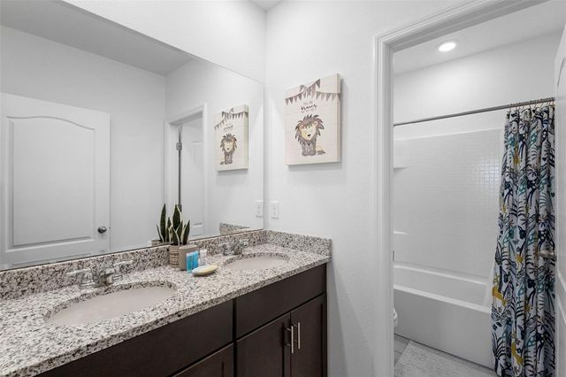 7592 OAKMOSS LOOP, Davenport, FL 33837