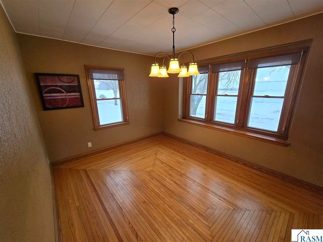 67632 440th St, Fairfax, MN 55332