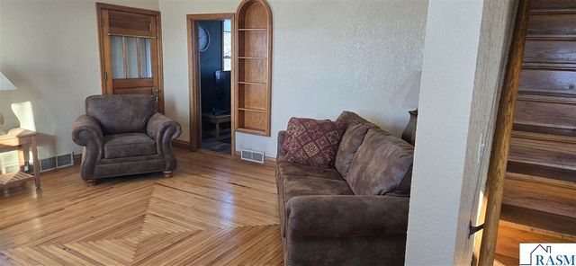 67632 440th St, Fairfax, MN 55332