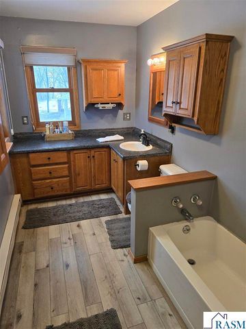 67632 440th St, Fairfax, MN 55332