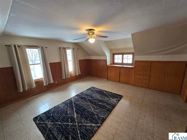 67632 440th St, Fairfax, MN 55332