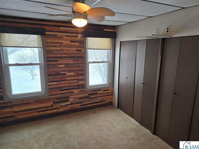 67632 440th St, Fairfax, MN 55332